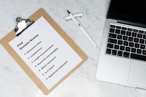 Claro! Aqui estão 10 títulos de artigos diferentes sobre o tema empréstimo com garantia: