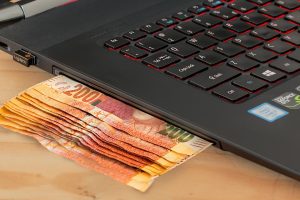 Claro! Aqui estão 10 sugestões de títulos de artigos otimizados para SEO sobre empréstimo pessoal online: