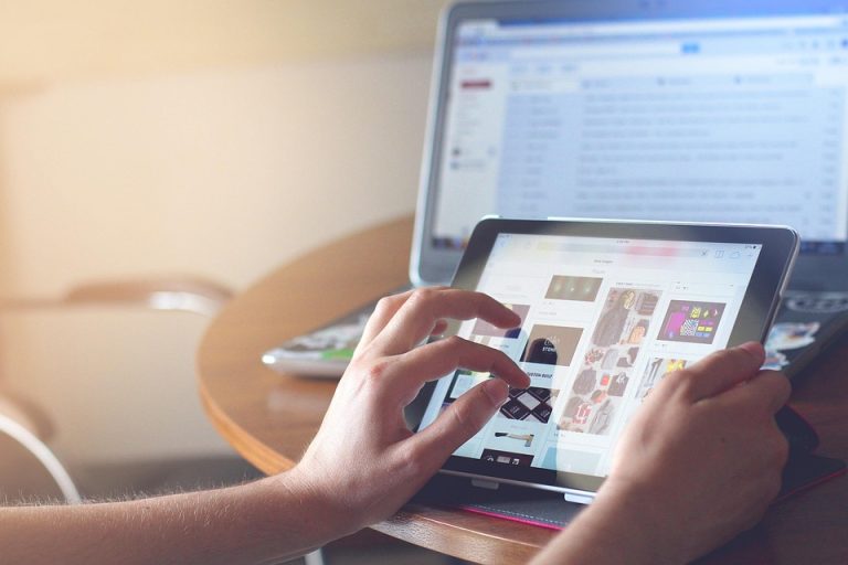 Claro! Aqui estão 10 sugestões de títulos para artigos informativos sobre certificado digital, otimizados para SEO e voltados para atrair leitores interessados nesse tema: