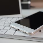 Claro! Aqui estão 10 títulos diferentes sobre o tema CRLV pelo celular: