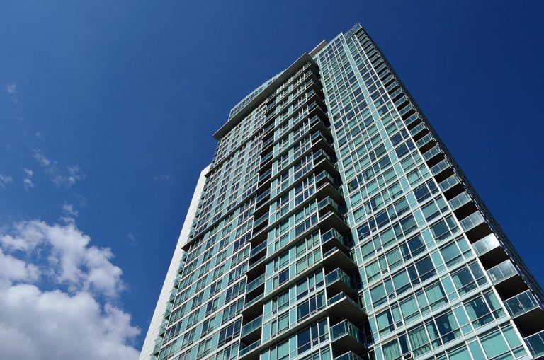 Seguro Residencial: O Que Você Precisa Saber Antes de Fechar o Contrato