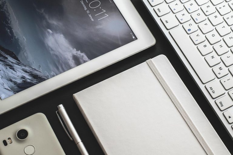 A Revolução do CRLV: Como a Digitalização Facilita o Trânsito