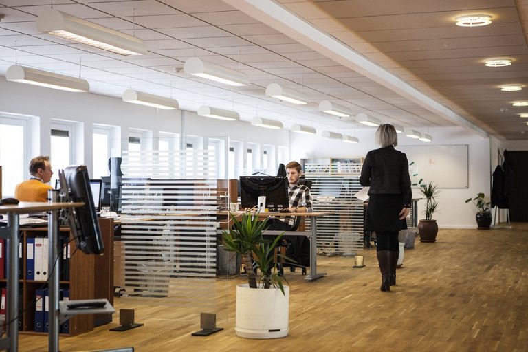 Como Escolher o Advogado Certo para Consultoria Jurídica Empresarial