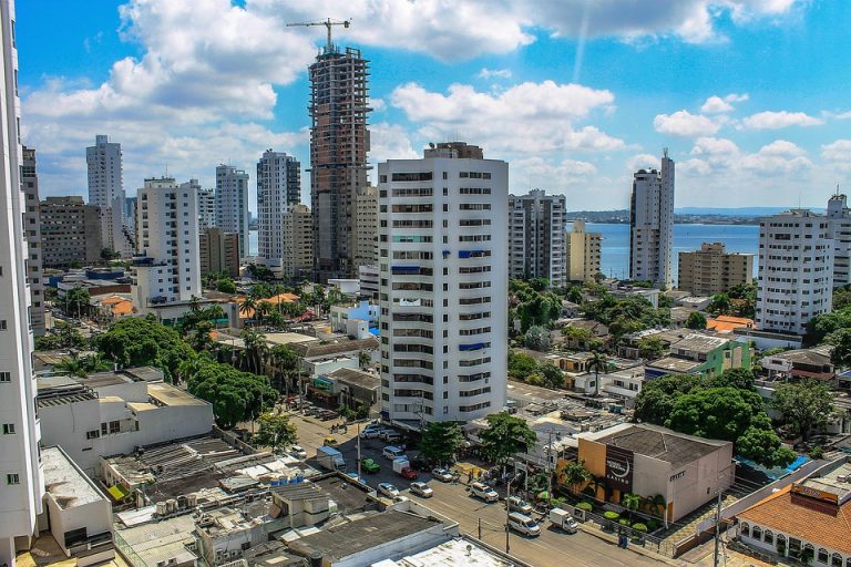 Como Utilizar a Tecnologia para Localizar Inadimplentes: Um Guia Completo