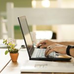 Contratar um Advogado pela Internet: O Que Você Precisa Saber