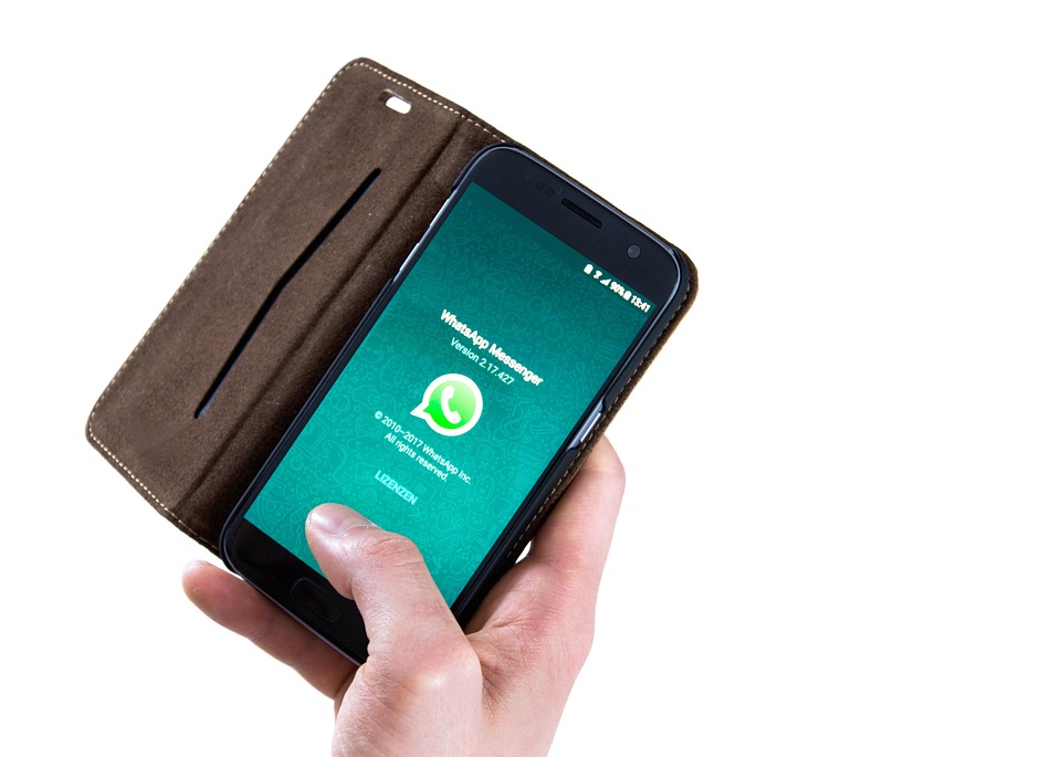 Descubra a Importância de uma Comunicação Clara nas Cobranças via WhatsApp