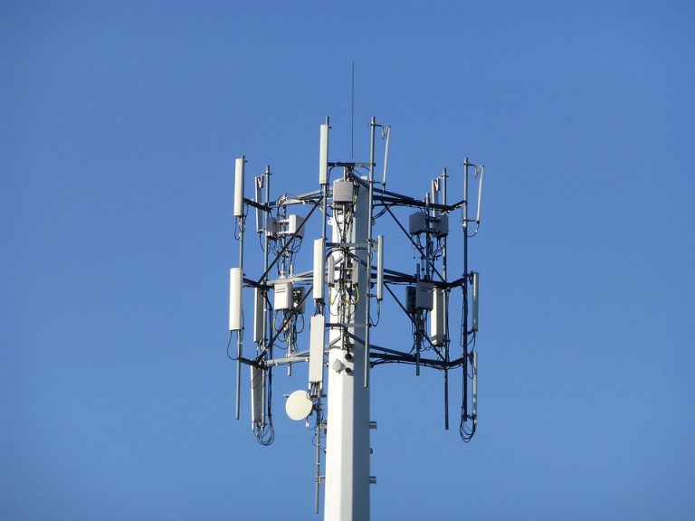 Empréstimos Rápidos? Descubra Como Funciona o Processo pelo Celular