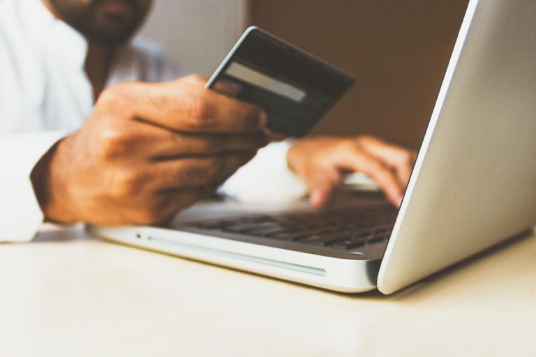 Entenda a Diferença entre Crédito Convencional e Crédito Parcelado Digital