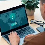 Entenda a Importância de Contratar Seguro Online na Era Digital