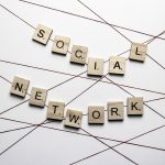 Movimentos Sociais na Era Digital: Uma Nova Forma de Protesto?